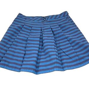 Gap Size 0 Blue and Navy Blue Strip Skirt. Used Once. Excellent Condition.